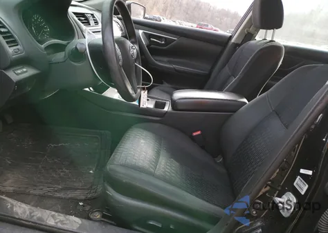 2016 Nissan Altima 2.5 из США, поврежденный, VIN 1N4AL3AP2GC276462